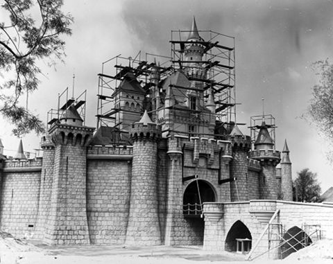disneyland 1955 castle